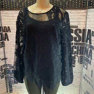 Rose + Olive Black Lace Lined Scallop Hem Top